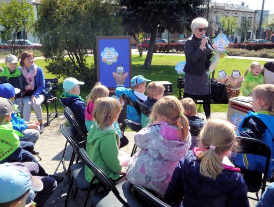 Cała polska czyta dzieciom